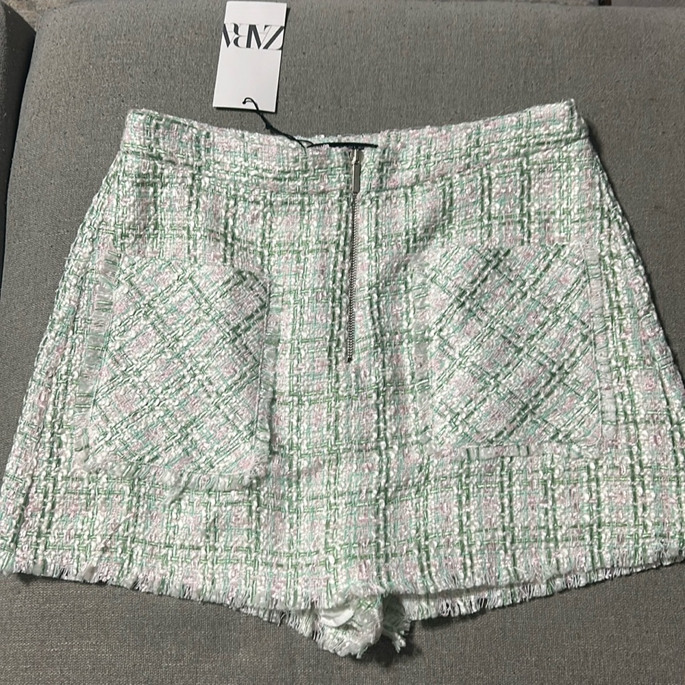 Zara Pastel Tweed Shorts Skort in Mint and White
